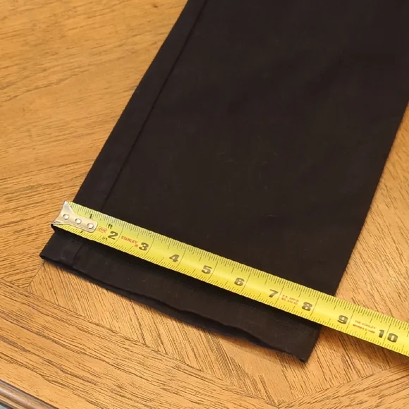 Dockers Women's Black Straight Leg Chinos - Picture 9 of 9